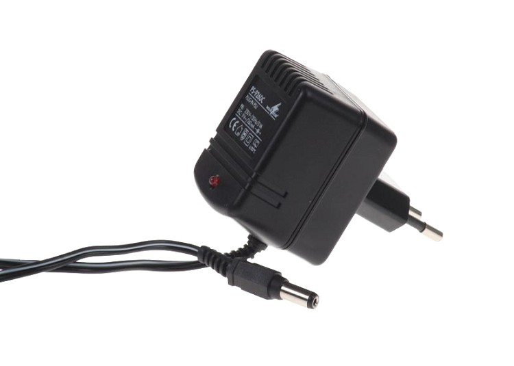 Adapter DC 9 Volt